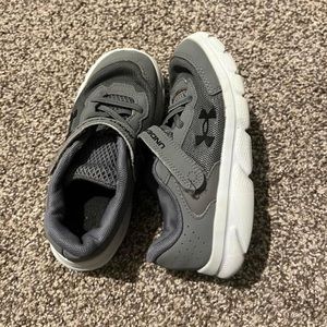 Little boy (toddler) shoes